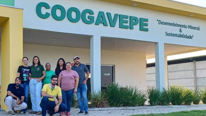 NEMAT, ETE, ROTARY CLUBE E COOGAVEPE PELA REVITALIZAÇÃO DAS NASCENTES DO RIO PEIXOTO