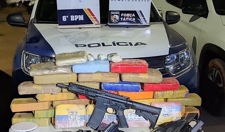 Polícia Militar desarticula quadrilha e apreende fuzil, pistolas e 34 tabletes de drogas