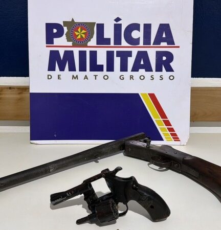 Polícia Militar prende homem que ameaçou clientes de bar com arma de fogo