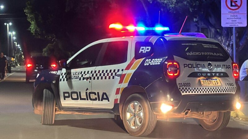 PM prende três por tráfico com porções de drogas e frascos de loló em Sinop