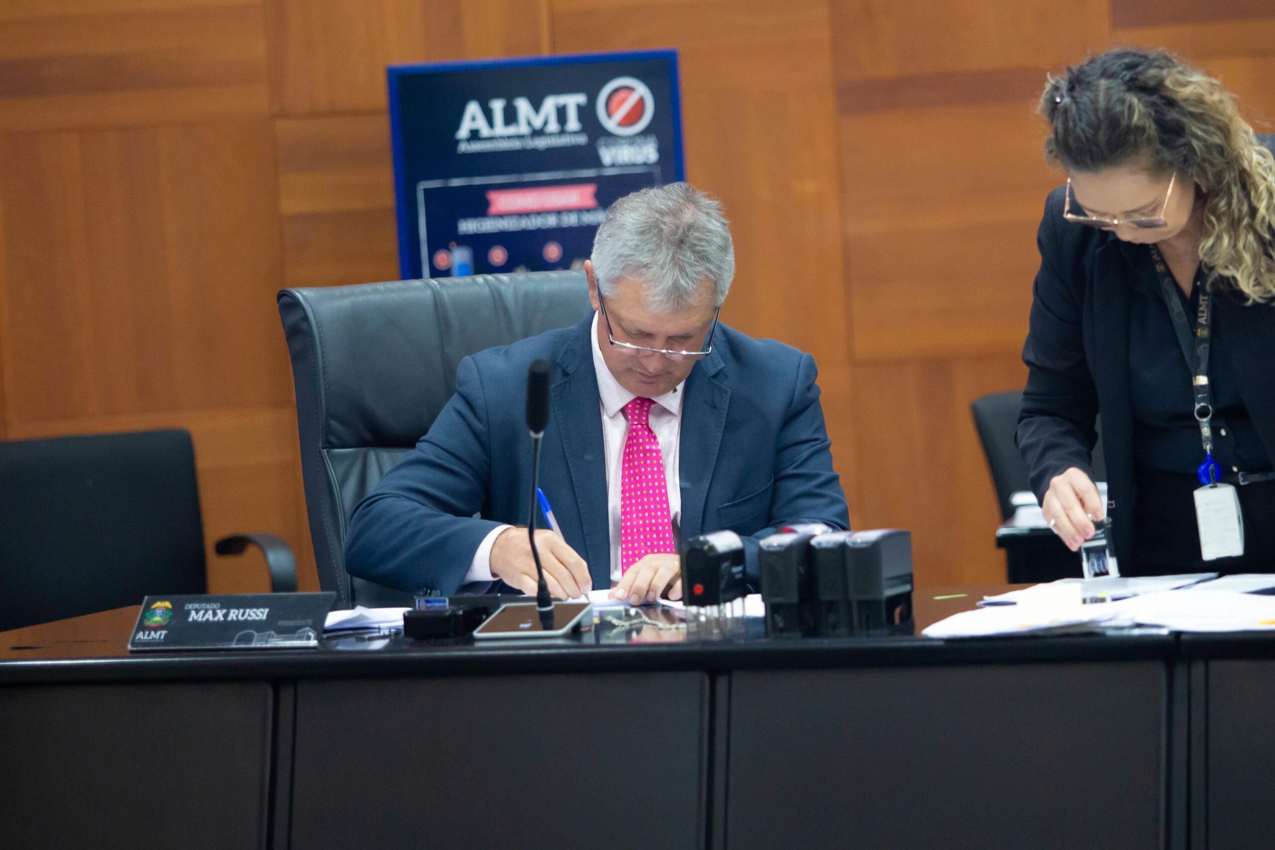 Dilmar Dal Bosco impulsiona obras em Sinop e lidera projeto que beneficiará 6,81 km na estrada Selene