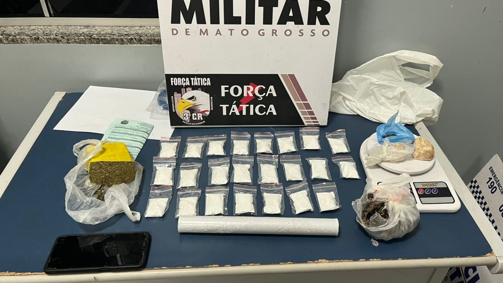 Polícia Militar conduz duas pessoas em flagrante por tráfico de drogas em Sinop