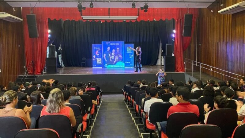 Seciteci encerra Palco da Ciência em Tangará da Serra com atração nacional