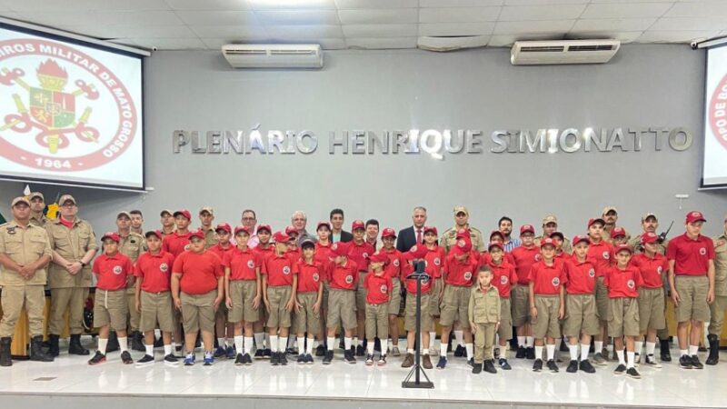 Corpo de Bombeiros realiza aula inaugural da 2ª edição do Projeto Social Bombeiros do Futuro
