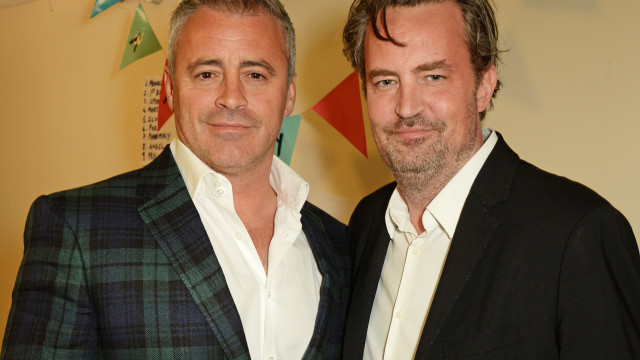 Matt LeBlanc ‘se aposentou em silêncio’ após morte de Perry, diz jornal