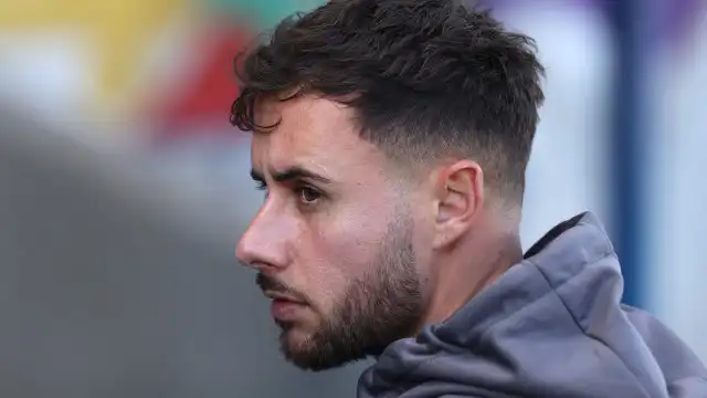 Causa da morte de jogador encontrado na piscina de casa é revelada