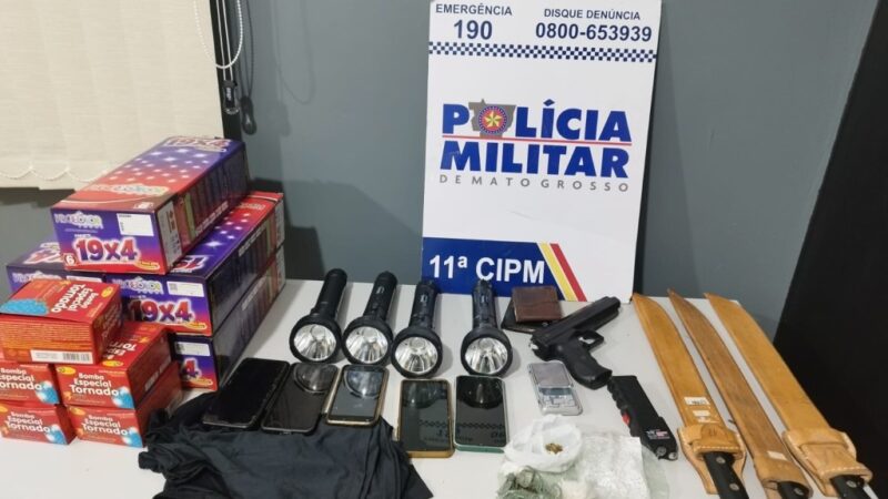 Cinco pessoas são detidas pela PM em flagrante por associação criminosa, tráfico e porte ilegal de arma