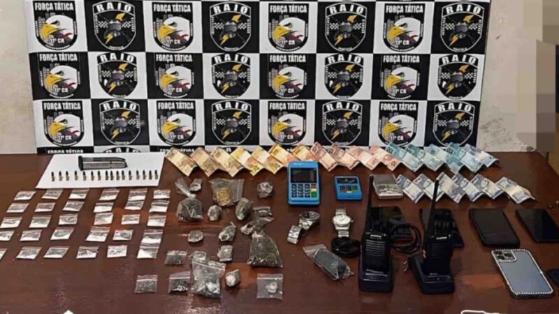 PM recupera veículo roubado e detém cinco pessoas por organização criminosa e tráfico de drogas