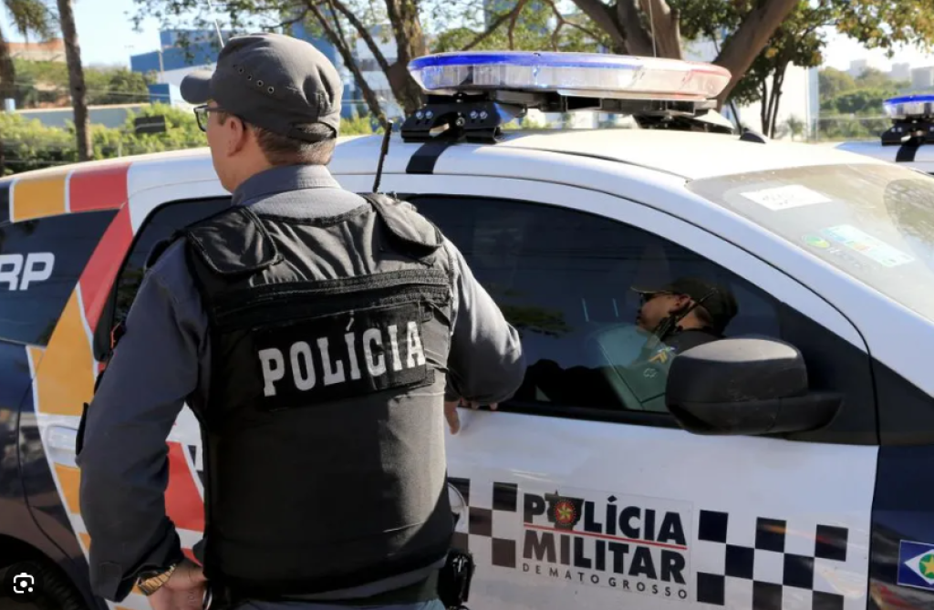 Homem é preso em flagrante pela PM após agredir esposa grávida em terminal de ônibus