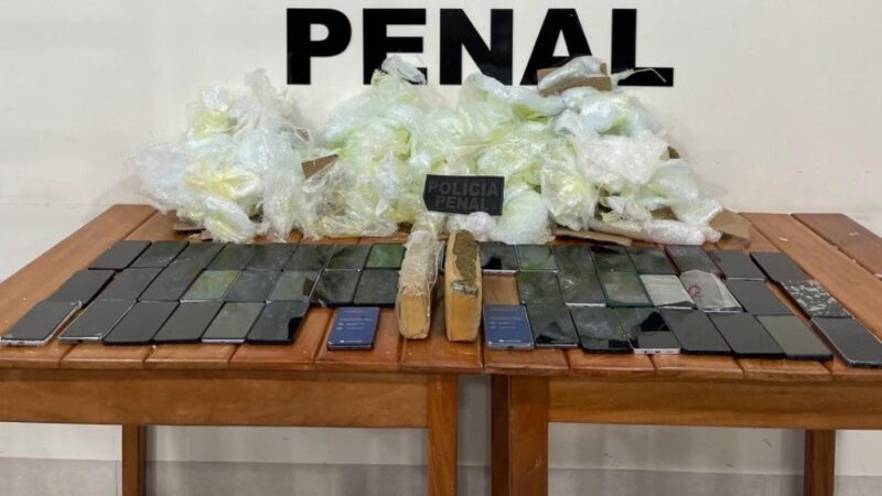 Polícia Penal apreende 48 celulares, entorpecentes e causa prejuízo ao crime de R$ 450 mil