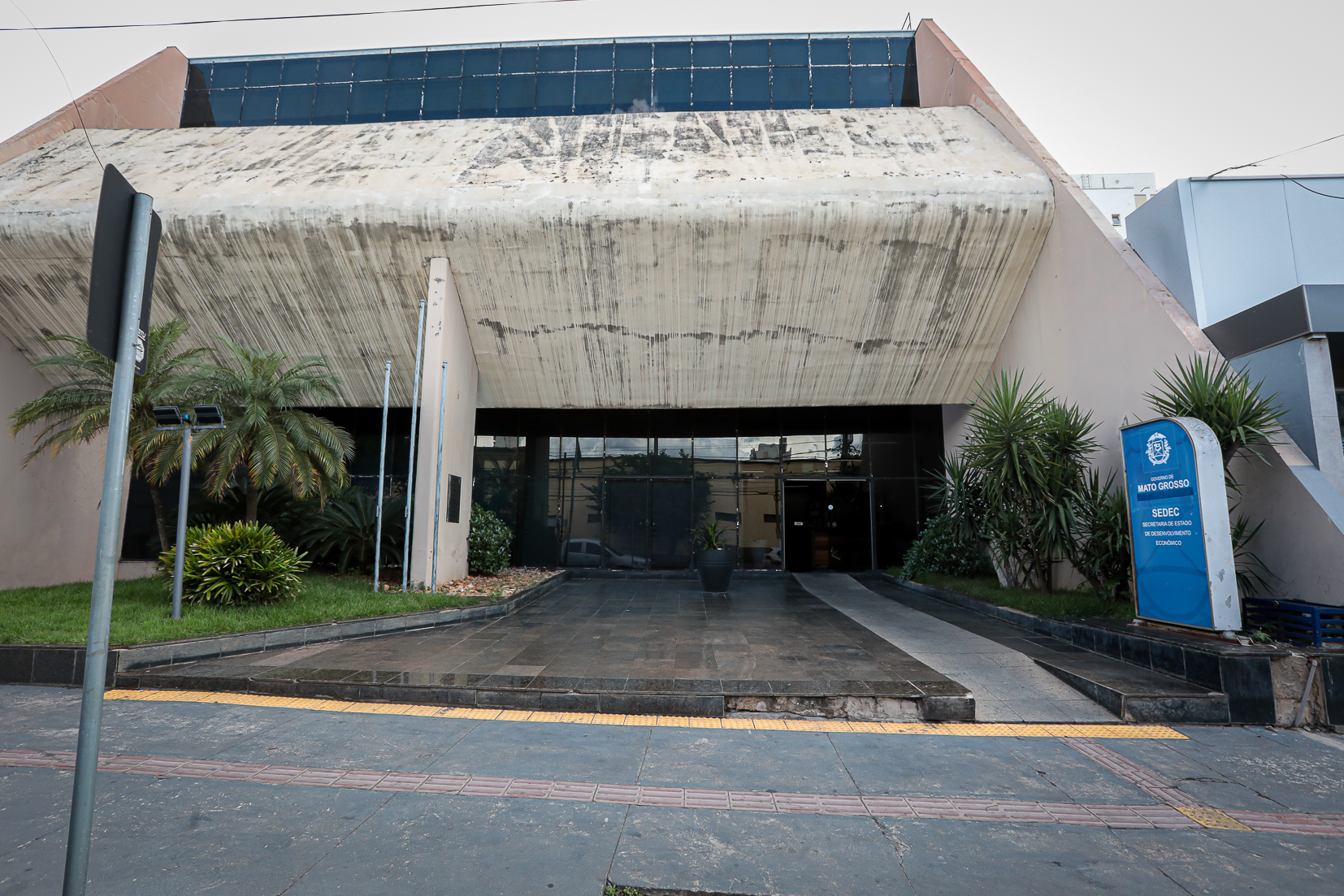 Cerca de 1,4 mil empresas participantes dos programas de benefício fiscal do Estado devem regularizar documentos