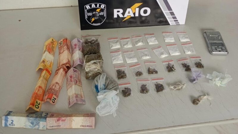 Companhia Raio prende homem com porções de maconha e cocaína em Cuiabá