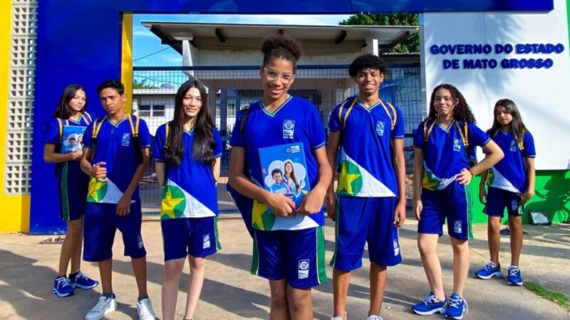 Matrículas de alunos da Rede Estadual continuam apenas de forma presencial, informa Seduc
