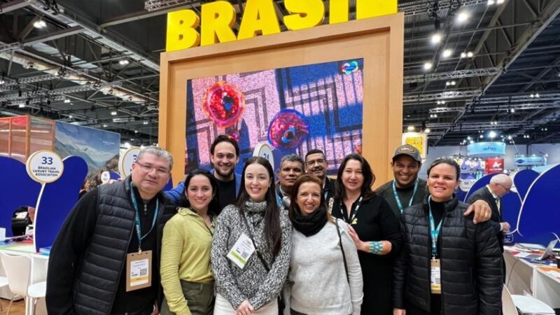 Empresários de MT lançam rota para observação de primatas em feira de turismo em Londres