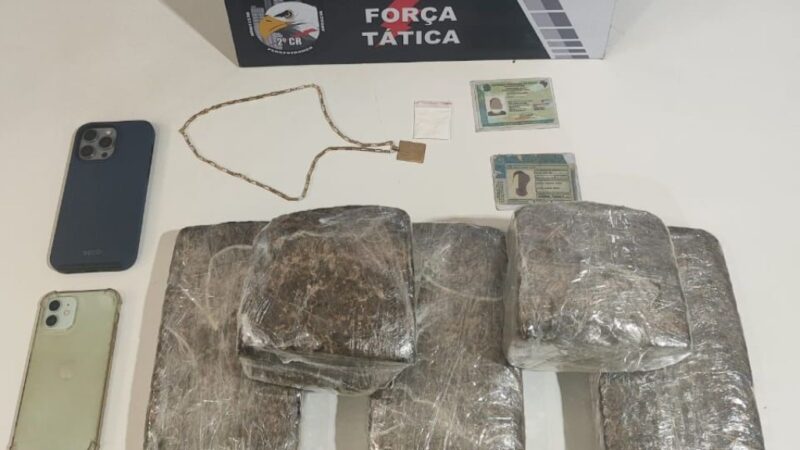 Força Tática prende homem com cinco tabletes de maconha em Várzea Grande