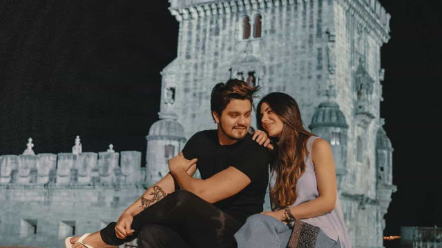 Luan Santana encanta ao mostrar barriga de grávida de Jade Magalhães