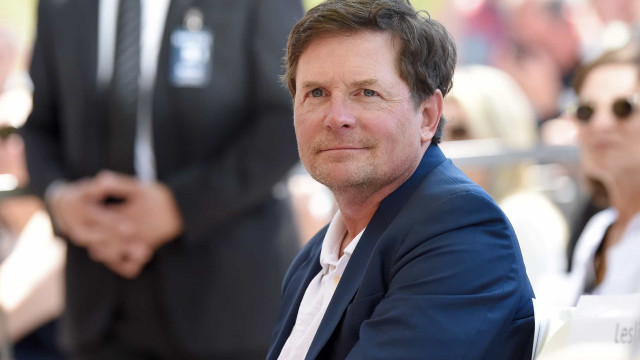 Michael J. Fox não perde humor ácido em meio a diagnóstico de Parkinson