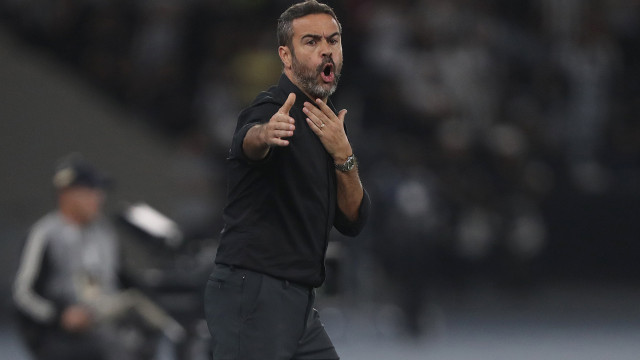 Artur Jorge promete Botafogo ambicioso em ‘jogo mais importante da carreira’