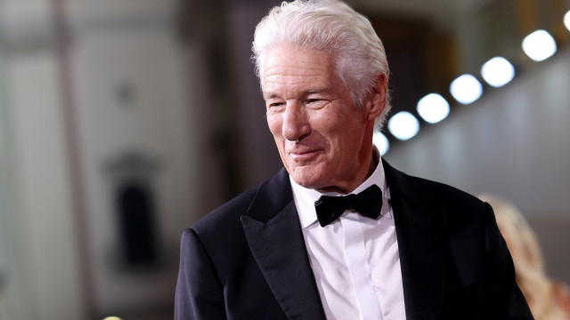 Richard Gere vende mansão por mais de R$ 60 milhões e deixa os EUA