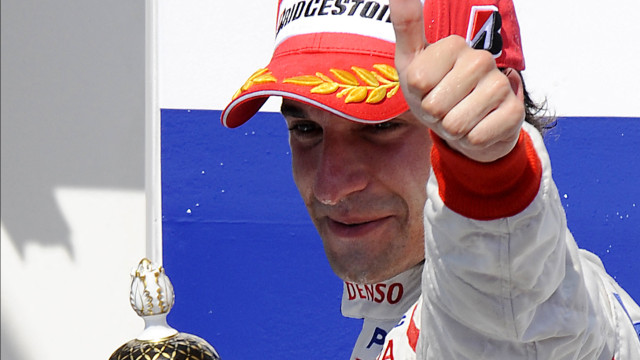 ‘Vilão’ de Massa em 2008 relembra ultrapassagem de Hamilton: ‘Lugar errado na hora errada’