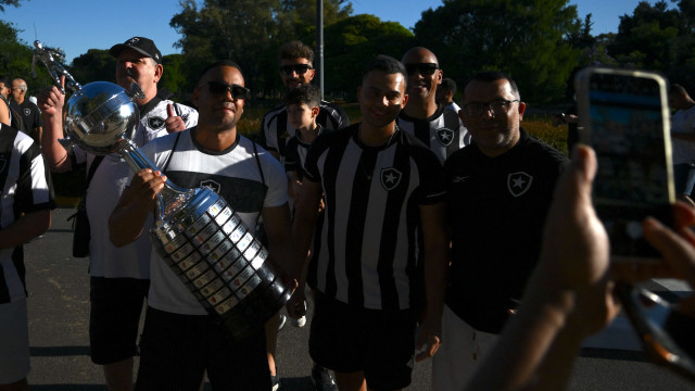 Perdão de Hulk e paz nas ruas marcam Atlético x Botafogo antes da final