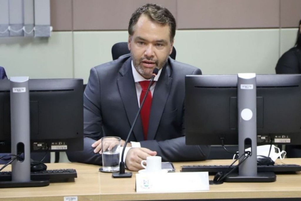 Governador nomeia promotor Rodrigo Fonseca para o comando do Ministério Público