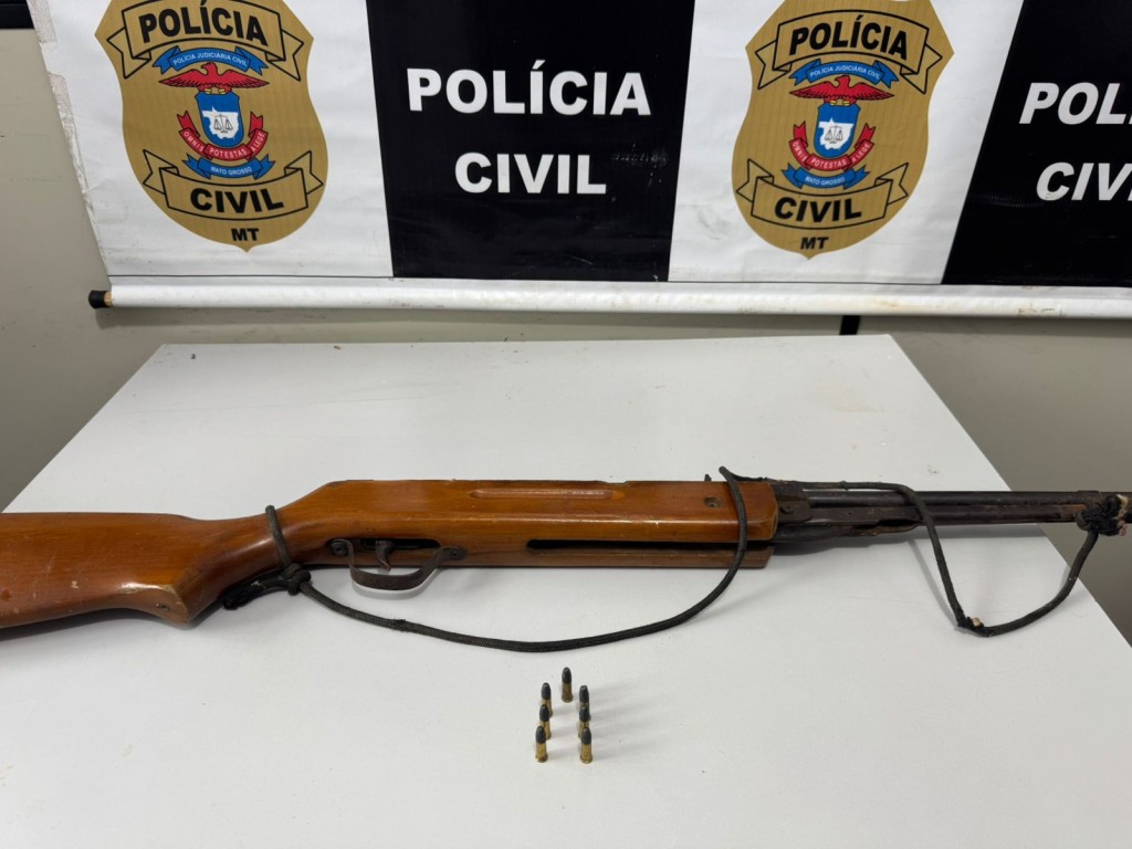 Polícia Civil cumpre mandado contra investigado por tentativa de homicídio e apreende arma de fogo