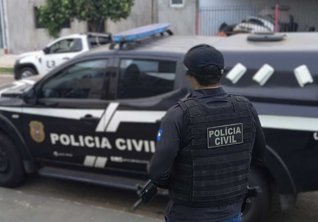 Polícia Civil prende cinco pessoas em flagrante por extorsão a moradora de Confresa