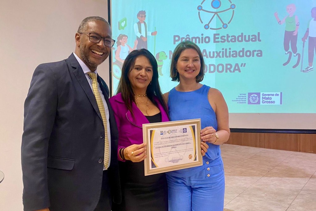 Cridac recebe prêmio por atuação em defesa dos direitos das pessoas com deficiência em MT