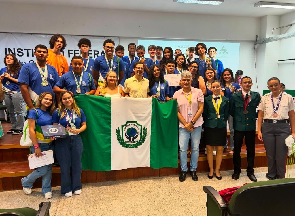 Estudantes da Rede Estadual de Ensino são premiados pela Olimpíada Nacional de Química