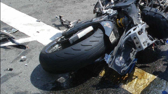 Morre pai de Wesley, do Inter, em acidente de moto; time cancela zona mista
