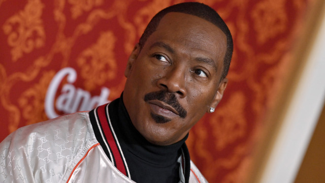 Pai de 10, Eddie Murphy intima Martin Lawrence a pagar união de filhos