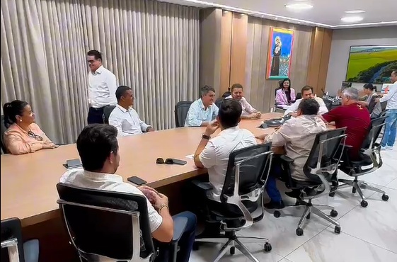 Deputado Estadual Dilmar Dal Bosco, acompanha prefeitos Bruno Mena, de Matupá, e Paulistinha, de Peixoto de Azevedo em reunião na Casa Civil, com secretário Fábio Garcia/veja o vídeo