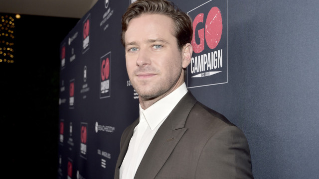 Armie Hammer, excluído de Hollywood, diz estar com agenda cheia