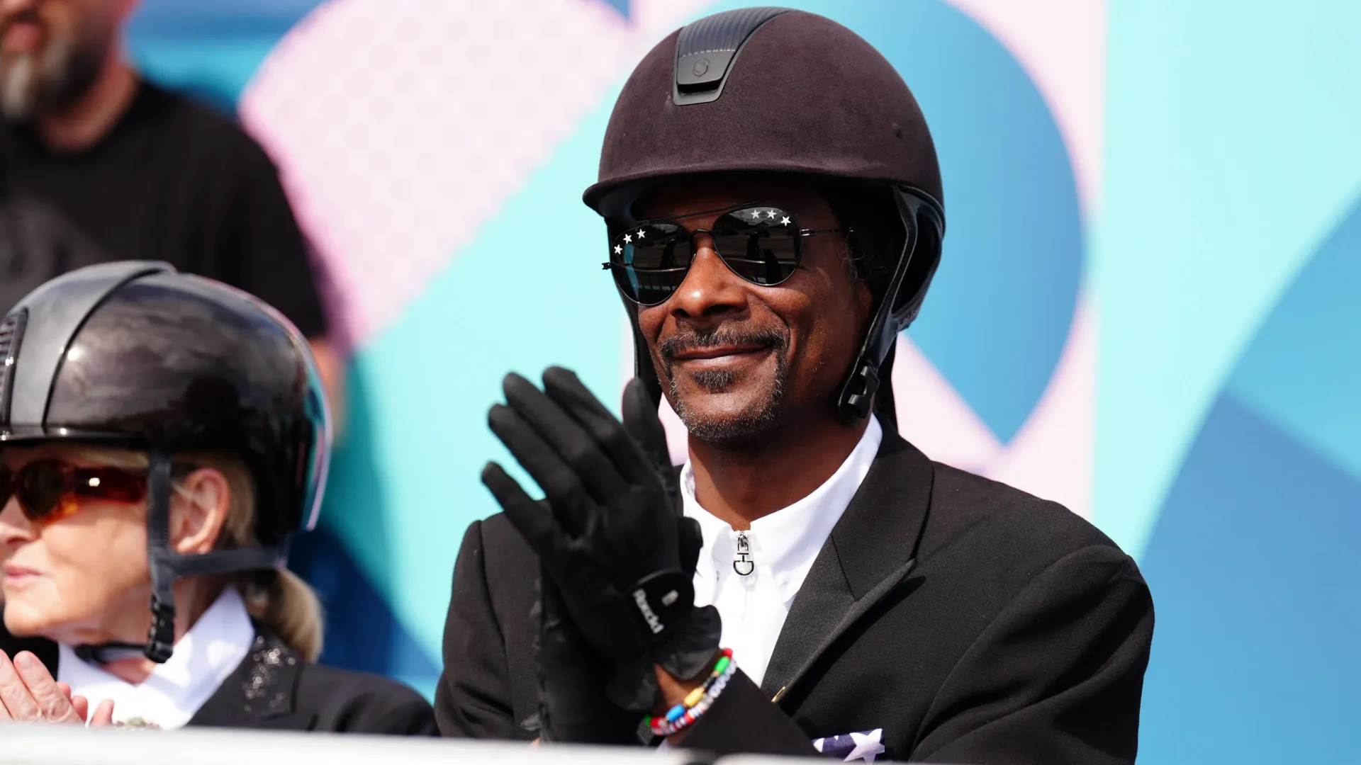 ‘Ainda sou 100% negro’, diz Snoop Dogg após apoio a Donald Trump