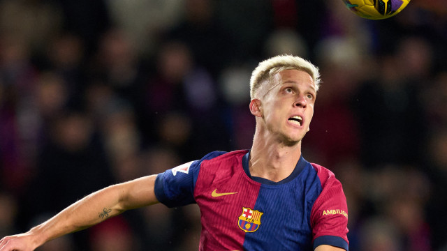 Dani Olmo sai da lista de inscritos do Campeonato Espanhol e pode deixar o Barcelona de graça