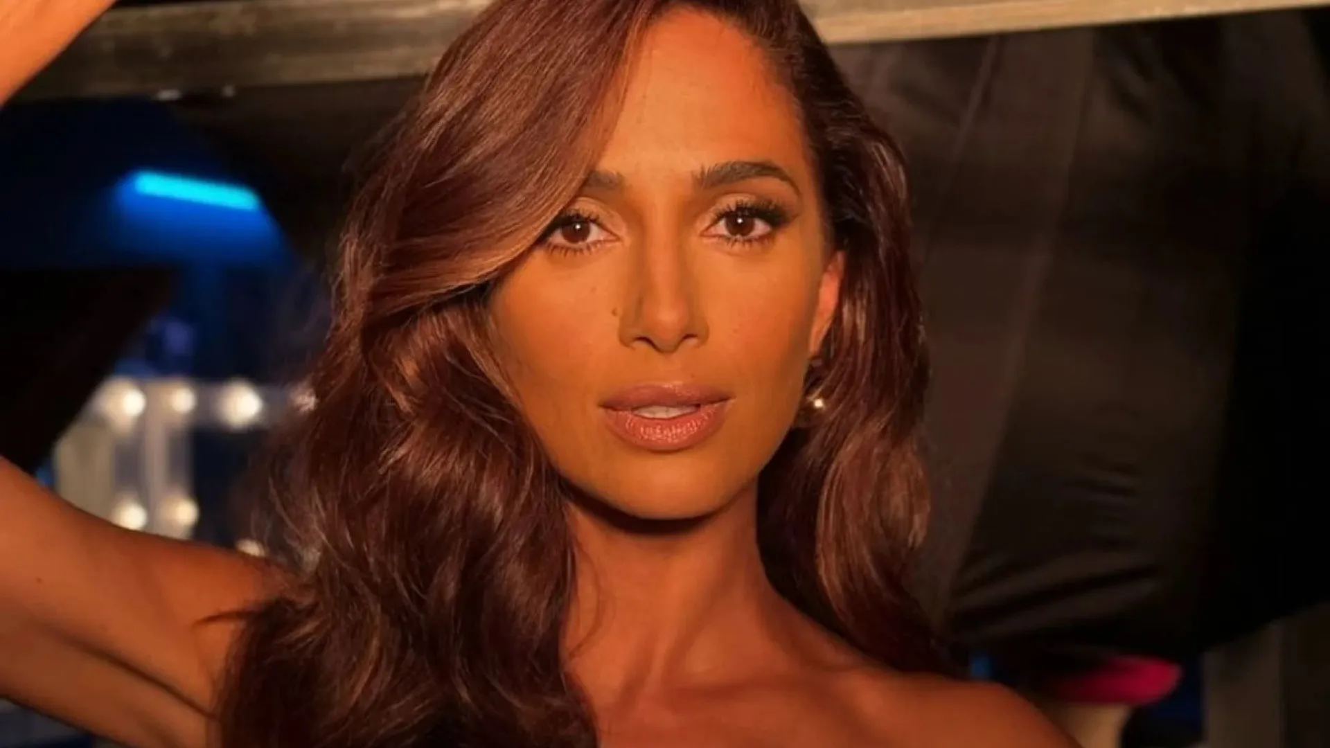 ‘Beleza Fatal’ atiça memória afetiva dos fãs de novela com Camila Pitanga como megera