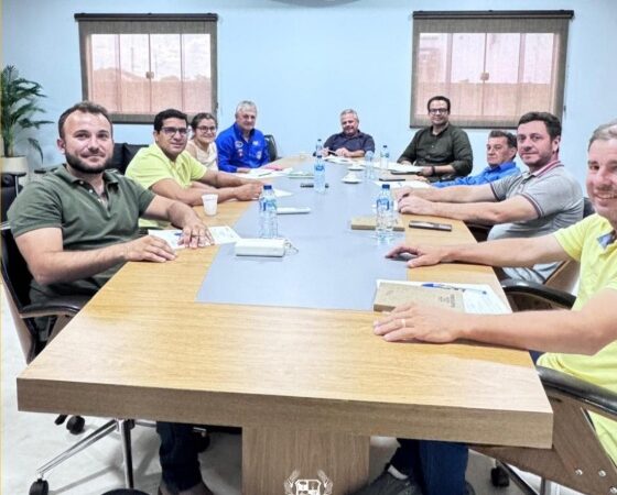 Os vereadores estiveram reunidos nesta última quarta-feira (29/01) com o prefeito Casciano Martins Reis, Deputado Estadual Dilmar Dal Bosco e o engenheiro Paulo Araújo.