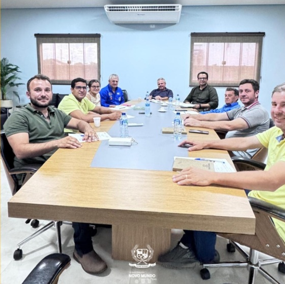 Os vereadores estiveram reunidos nesta última quarta-feira (29/01) com o prefeito Casciano Martins Reis, Deputado Estadual Dilmar Dal Bosco e o engenheiro Paulo Araújo.