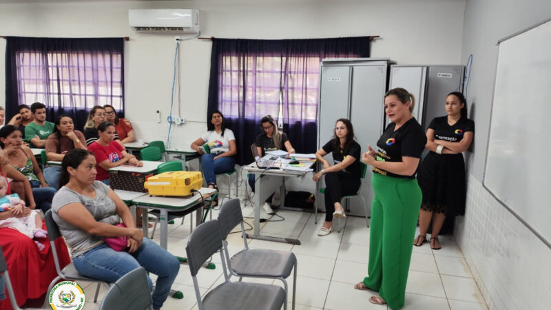 Futuro da Educação: Escola Inovação Apresenta Tecnologias Inovadoras no Chá Interativo para Pais