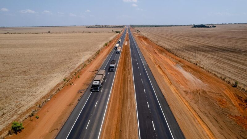 Obras de drenagem avançam e Nova Rota altera tráfego no norte da BR-163