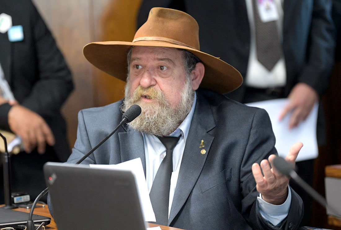 Projeto de deputado de MT que criminaliza uso de celular em presídios será votado em comissão