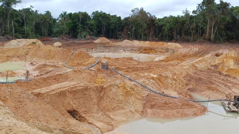 Companhia de Proteção Ambiental flagra garimpo ilegal em Nova Guarita, apreende maquinários e inutiliza motores