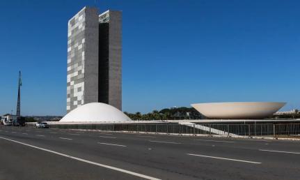 Quais são os poderes dos presidentes da Câmara dos Deputados e do Senado?