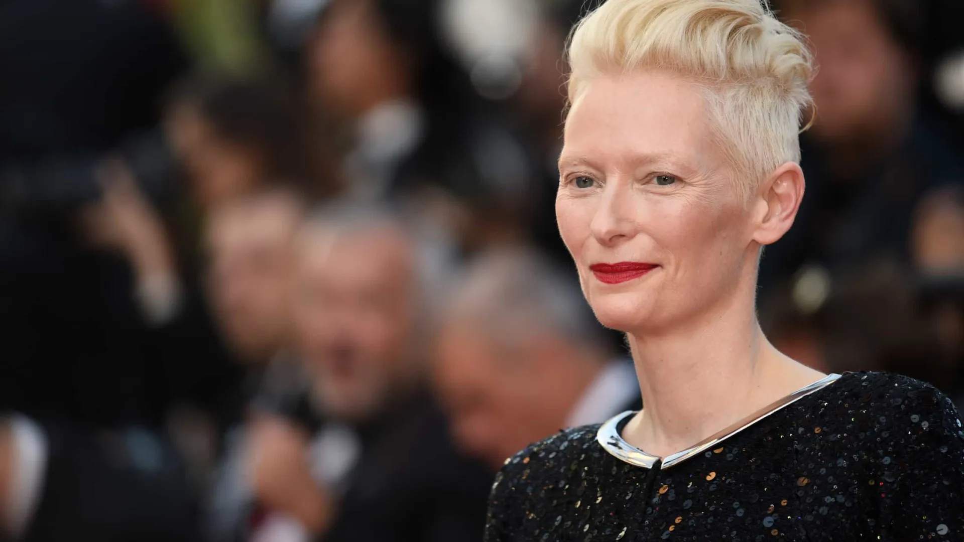 Tilda Swinton diz no Festival de Berlim que mundo é assolado por genocídios