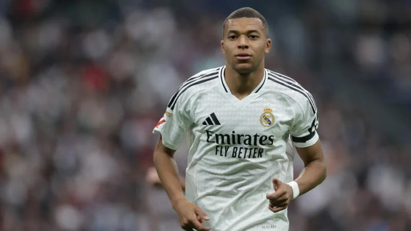 Mbappé marca, mas Real empata com Atlético e perde chance de disparar