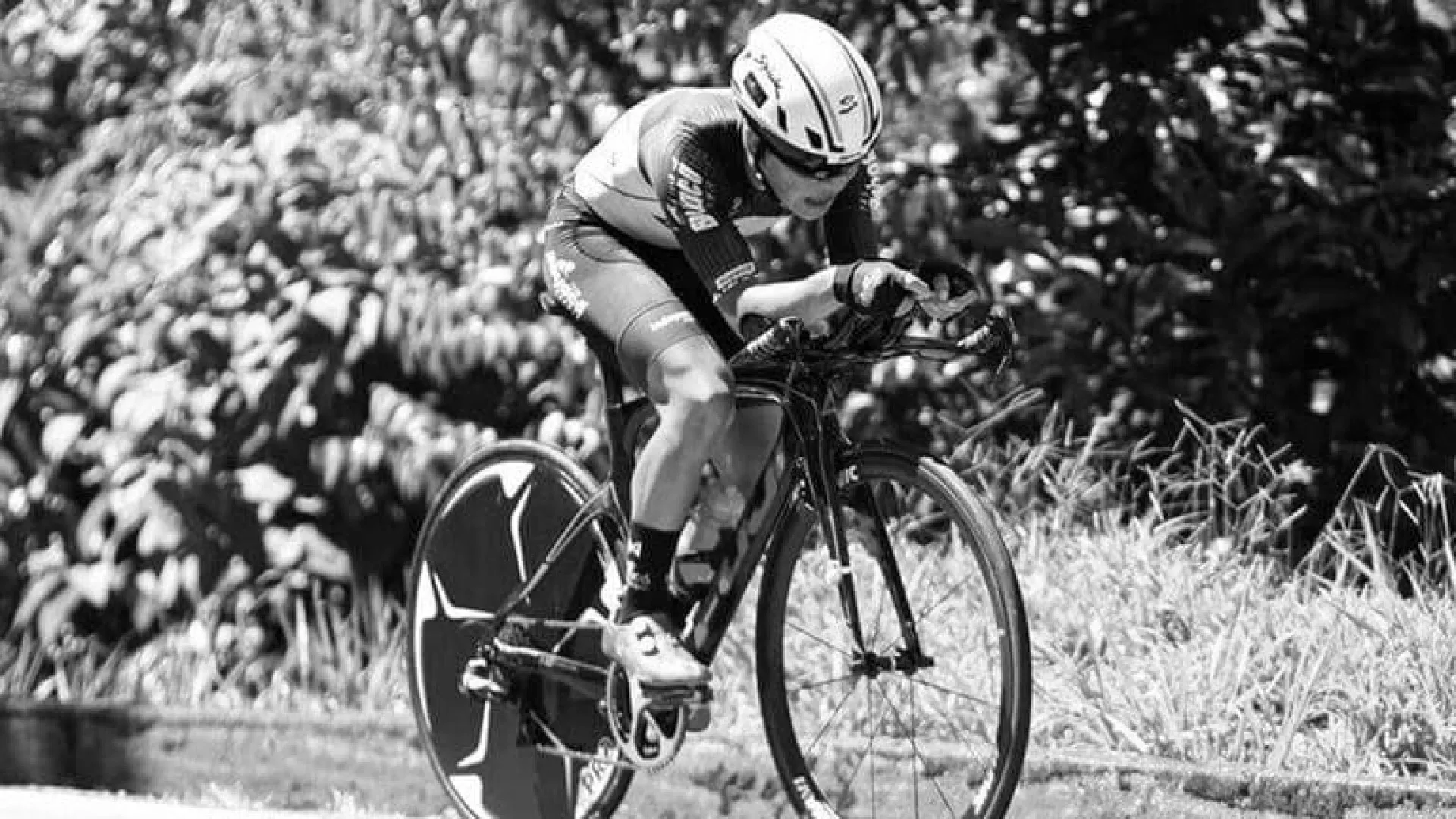 Ciclismo de luto: colombiano Juan Cárdenas morre aos 19 em acidente