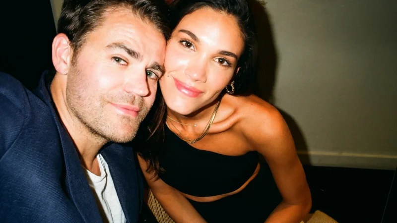 Namorada de Paul Wesley trouxe hábito brasileiro para a rotina do ator