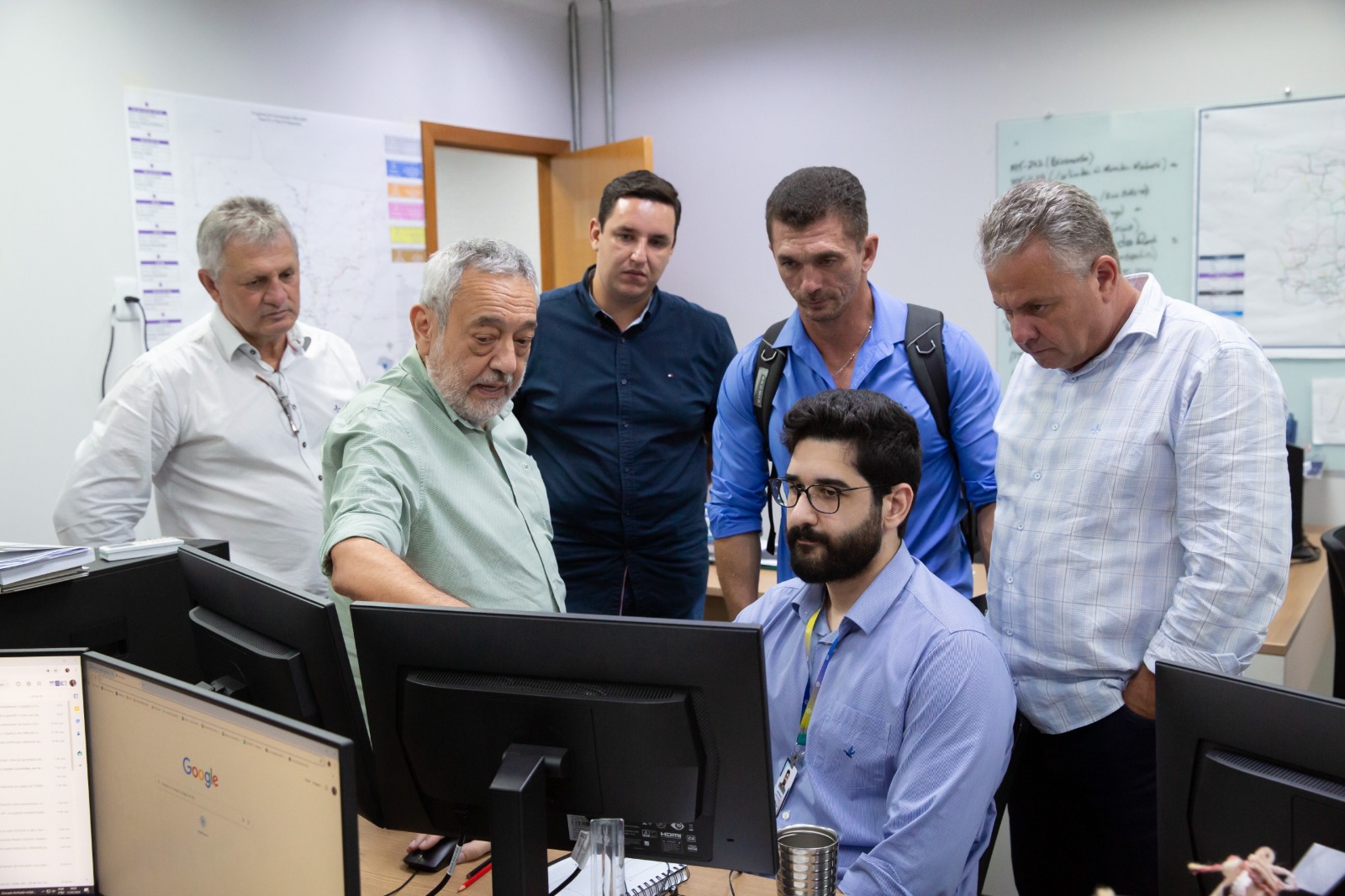 Reunião na Sinfra discute construção de ponte de concreto na região Balneário do Cláudio no Rio Braço Norte.