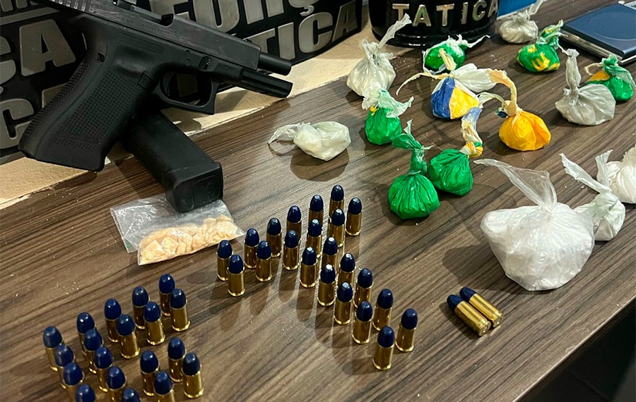 Dois são presos com drogas e arma de fogo em Lucas do Rio Verde